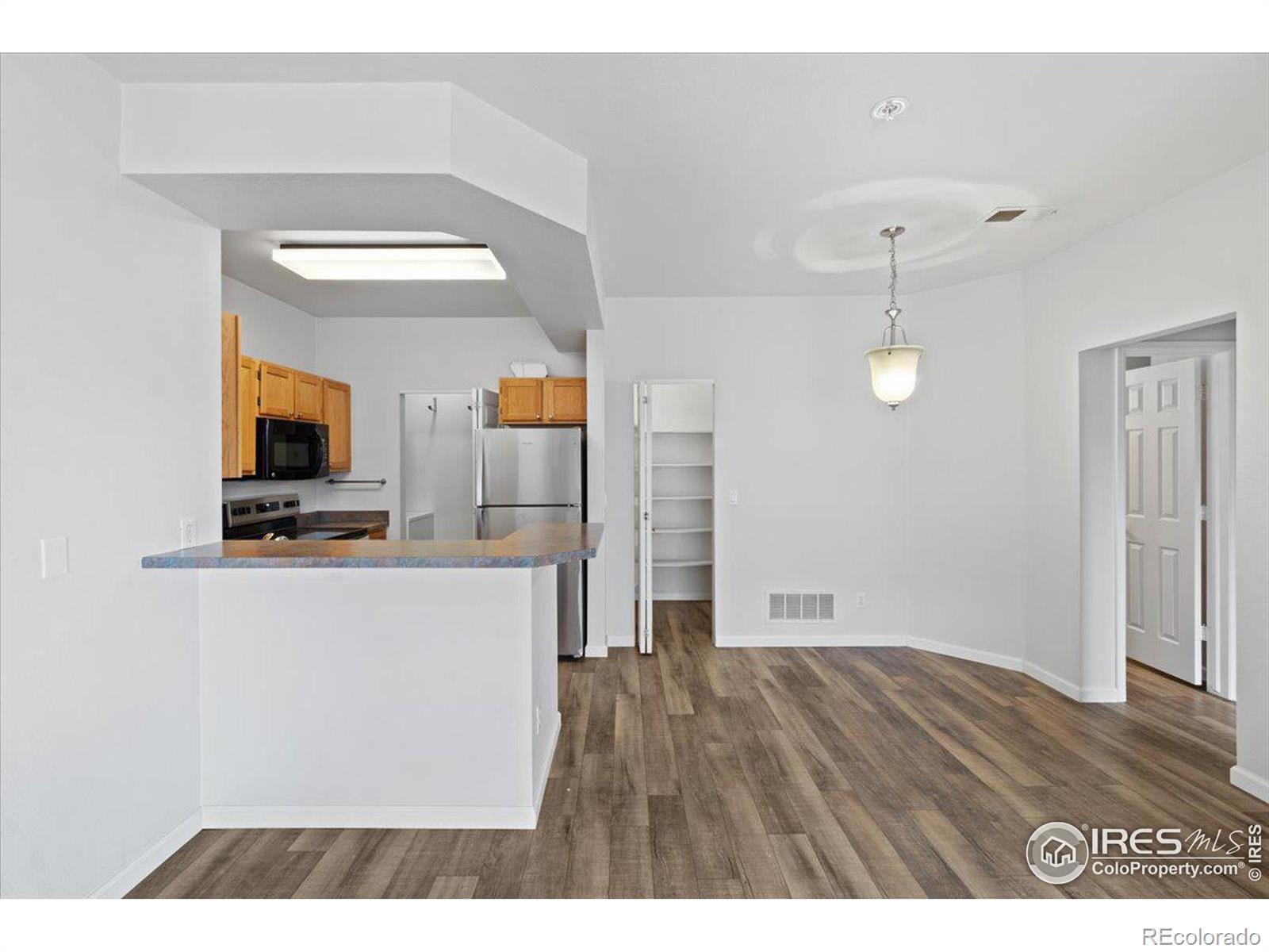 MLS Image #4 for 4545  wheaton drive,fort collins, Colorado