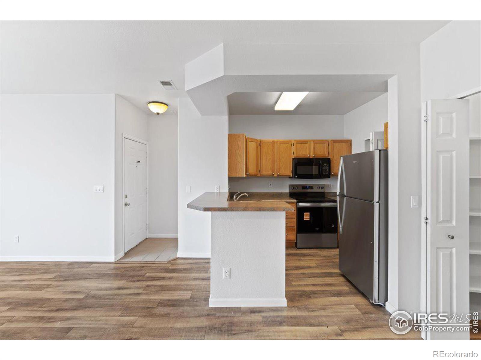 MLS Image #6 for 4545  wheaton drive,fort collins, Colorado