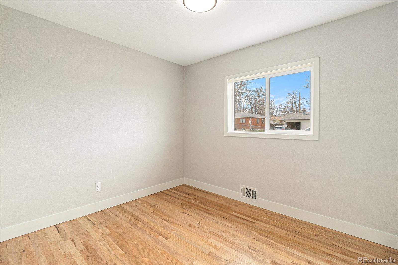 MLS Image #38 for 1932 s michigan way,denver, Colorado