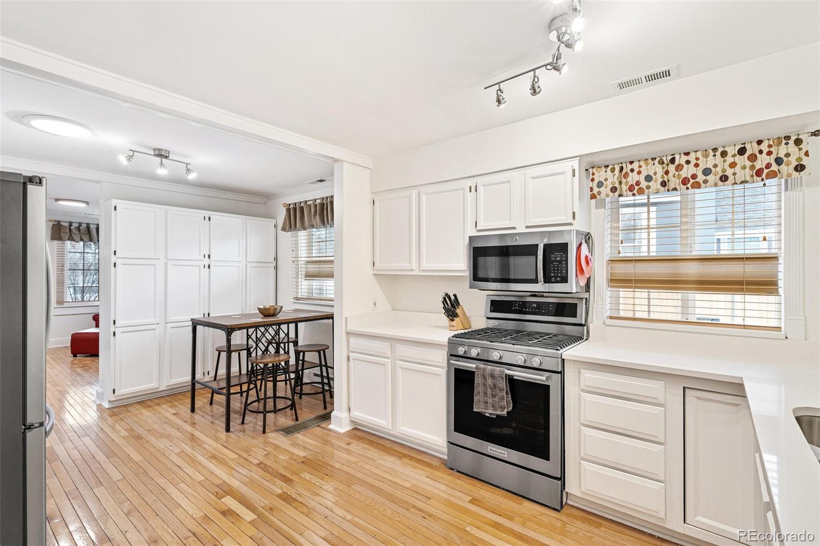 MLS Image #11 for 2222-2224  hooker street,denver, Colorado
