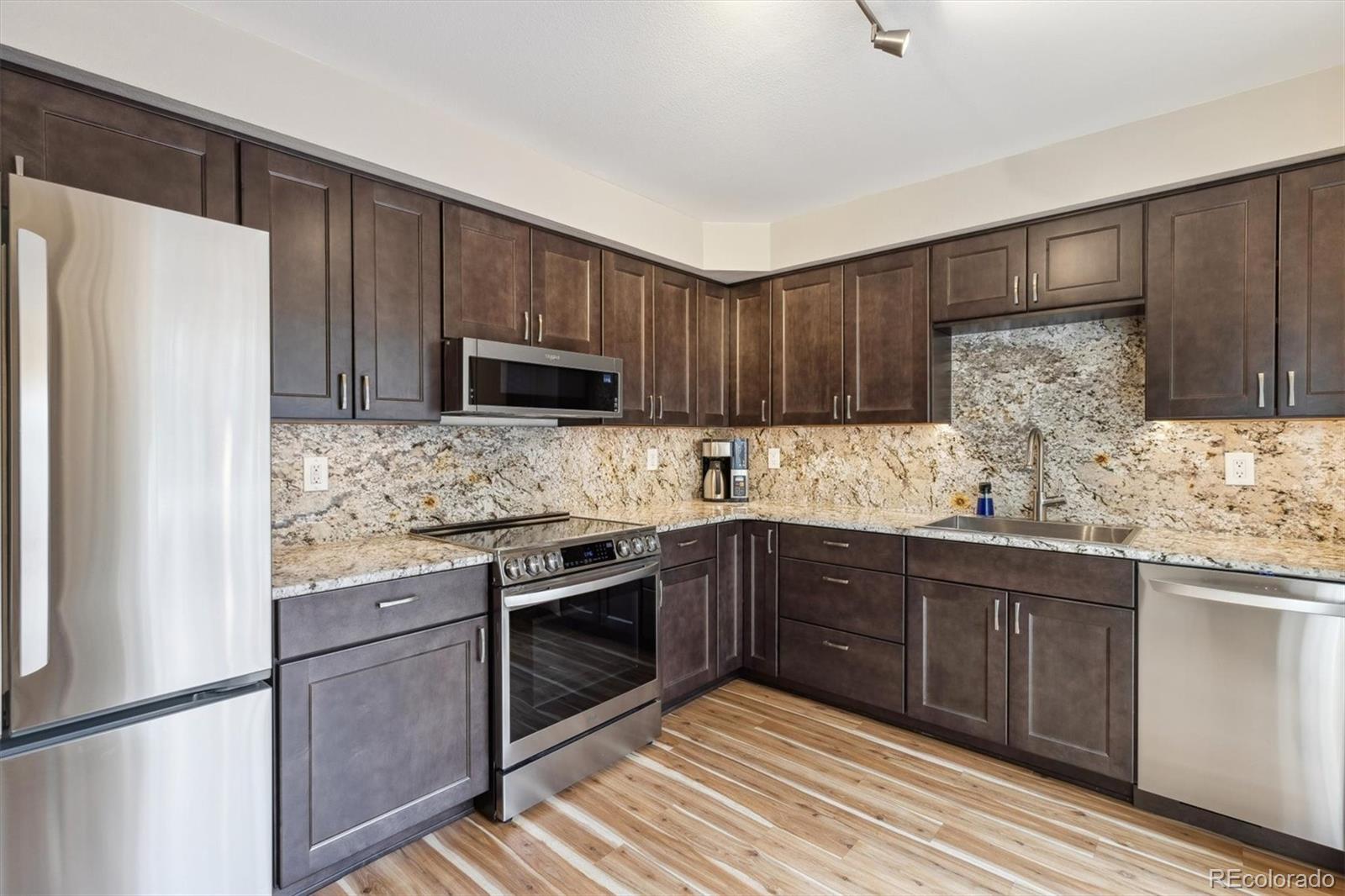 MLS Image #7 for 7775 s curtice drive,littleton, Colorado