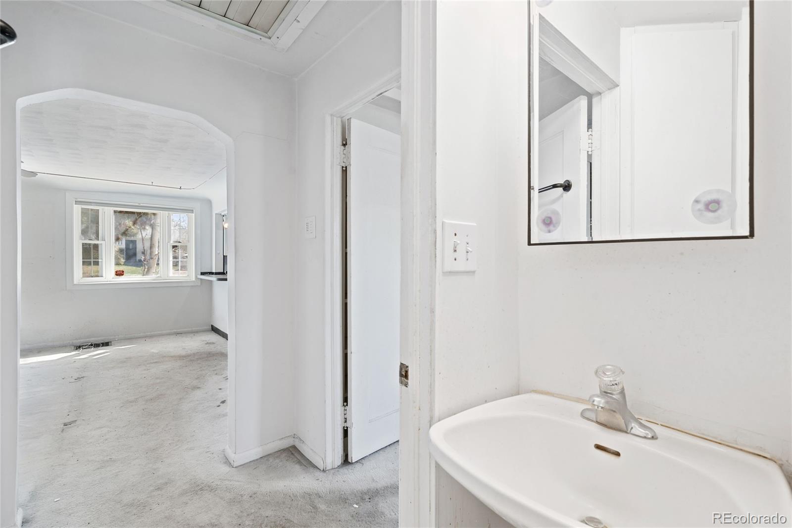 MLS Image #13 for 309 s hudson street,denver, Colorado