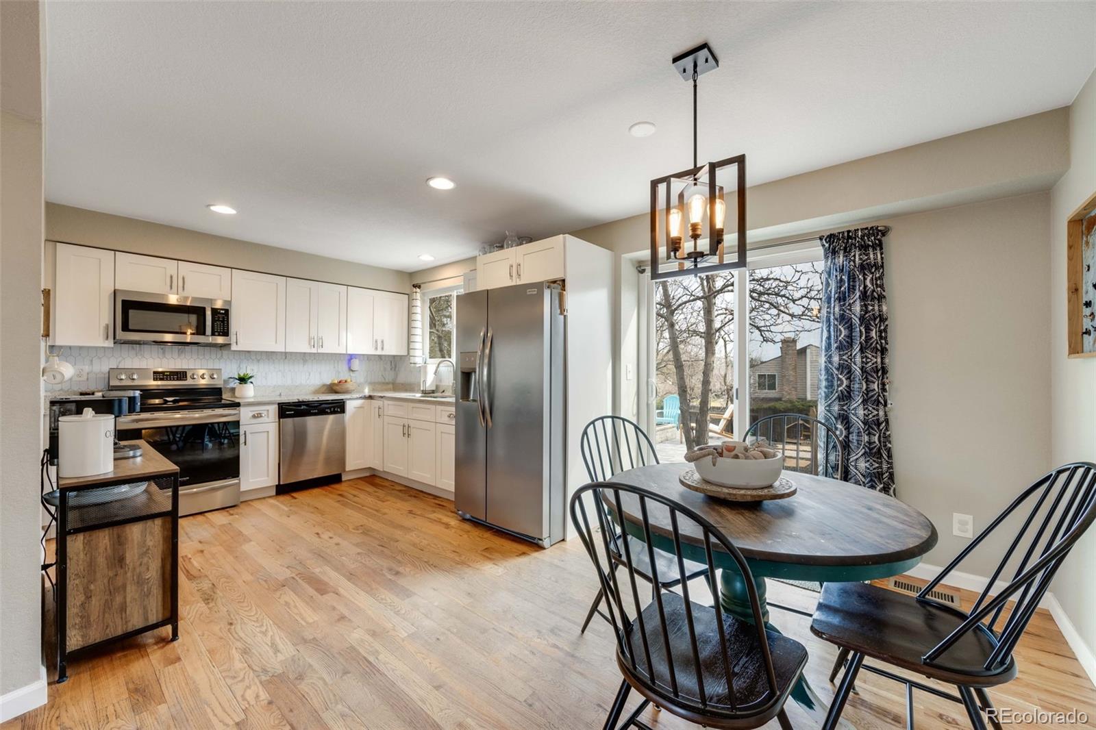 MLS Image #13 for 8606 w geddes place,littleton, Colorado