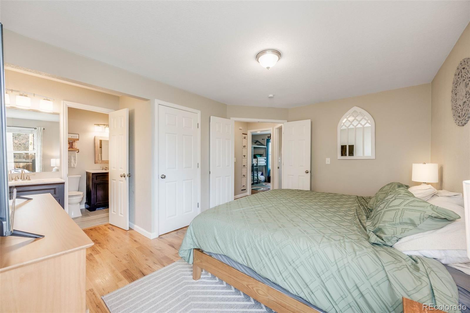 MLS Image #19 for 8606 w geddes place,littleton, Colorado