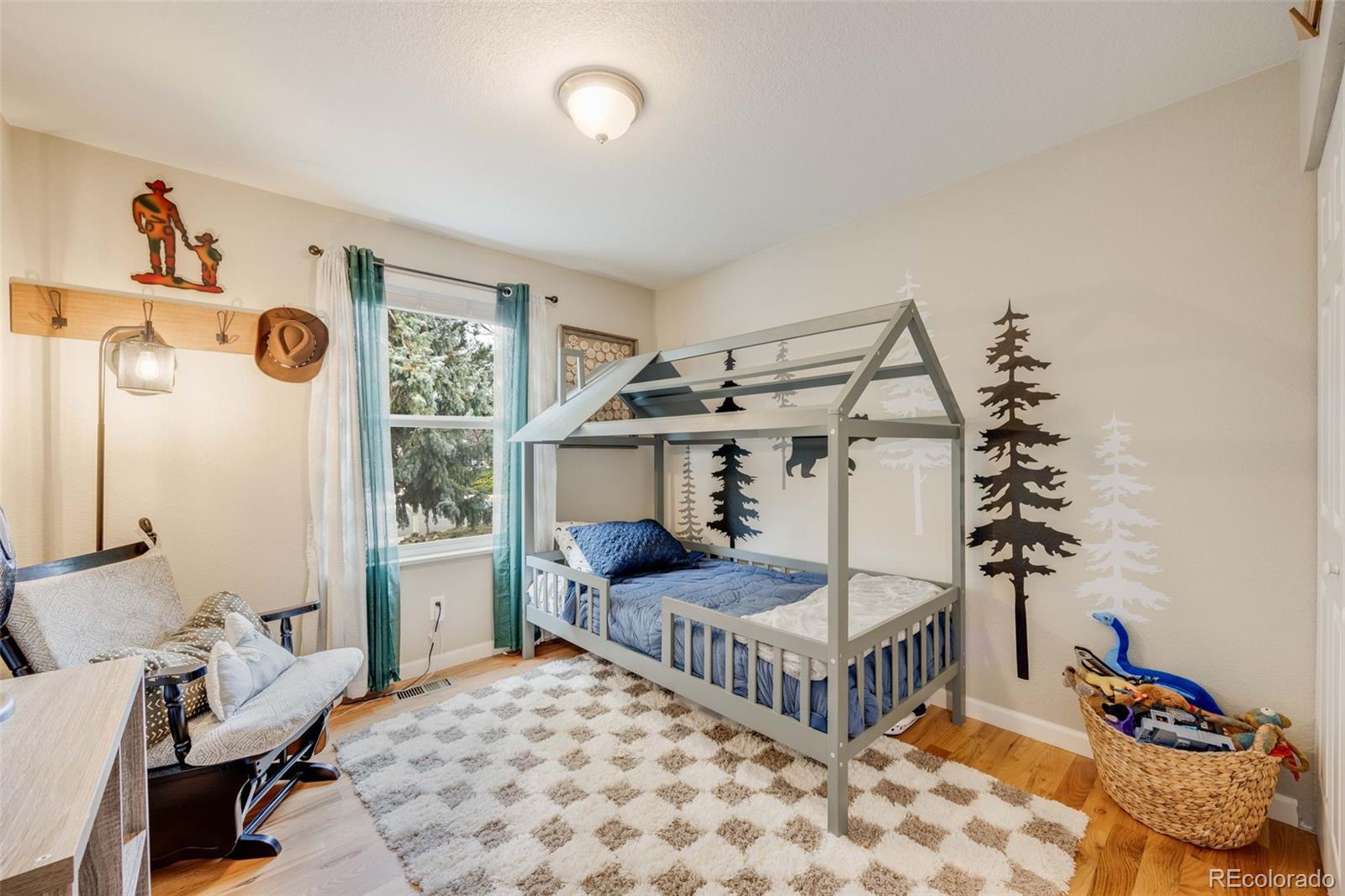 MLS Image #22 for 8606 w geddes place,littleton, Colorado