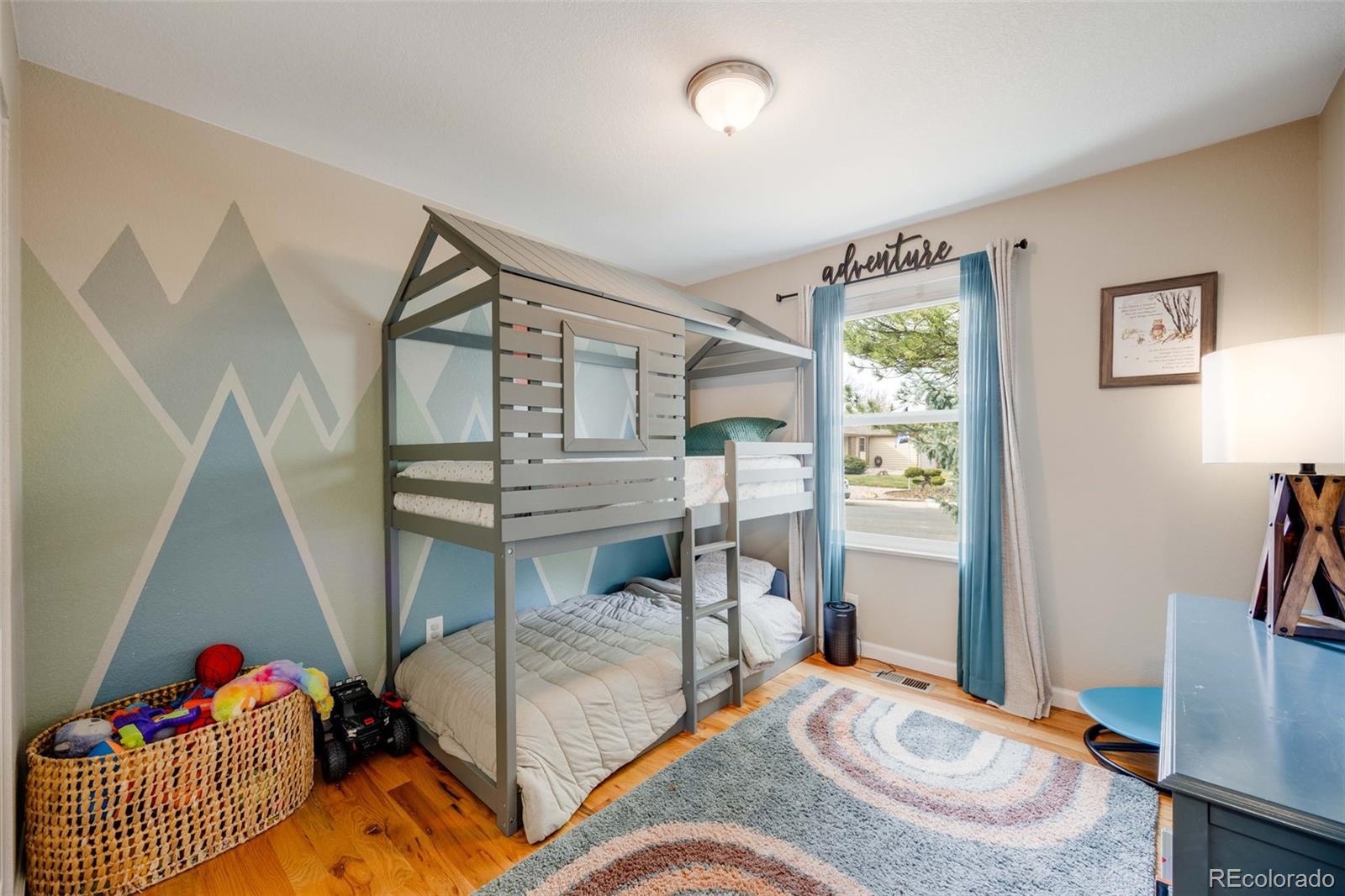 MLS Image #23 for 8606 w geddes place,littleton, Colorado