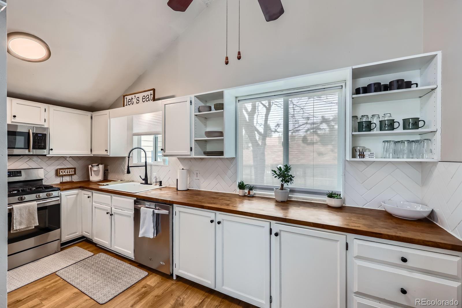 MLS Image #5 for 960 s zeno way,aurora, Colorado