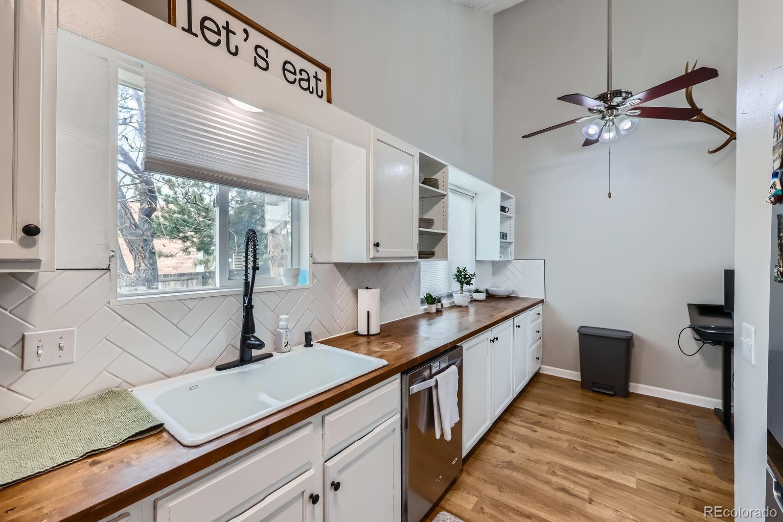 MLS Image #7 for 960 s zeno way,aurora, Colorado