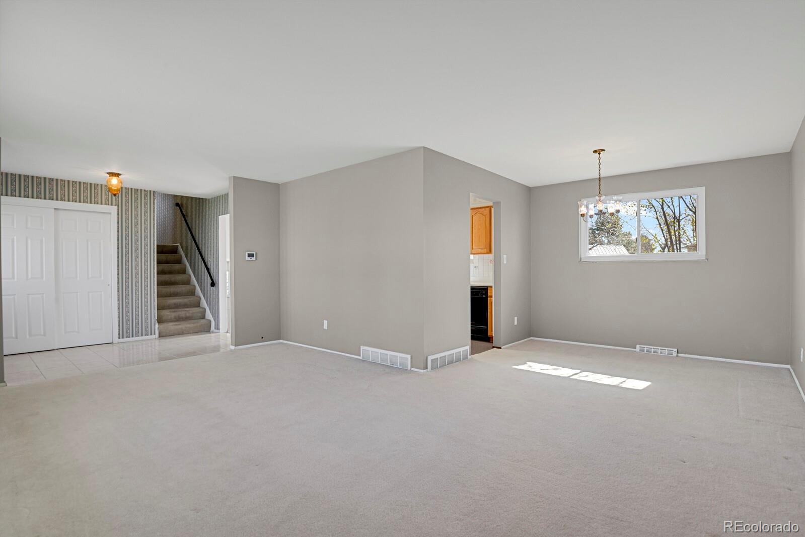 MLS Image #4 for 7604 s vine street,centennial, Colorado