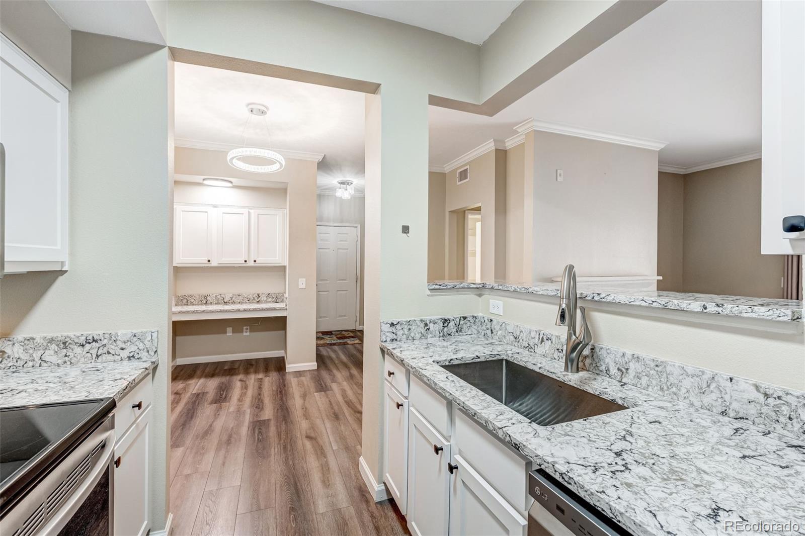 MLS Image #3 for 7483 s quail circle,littleton, Colorado