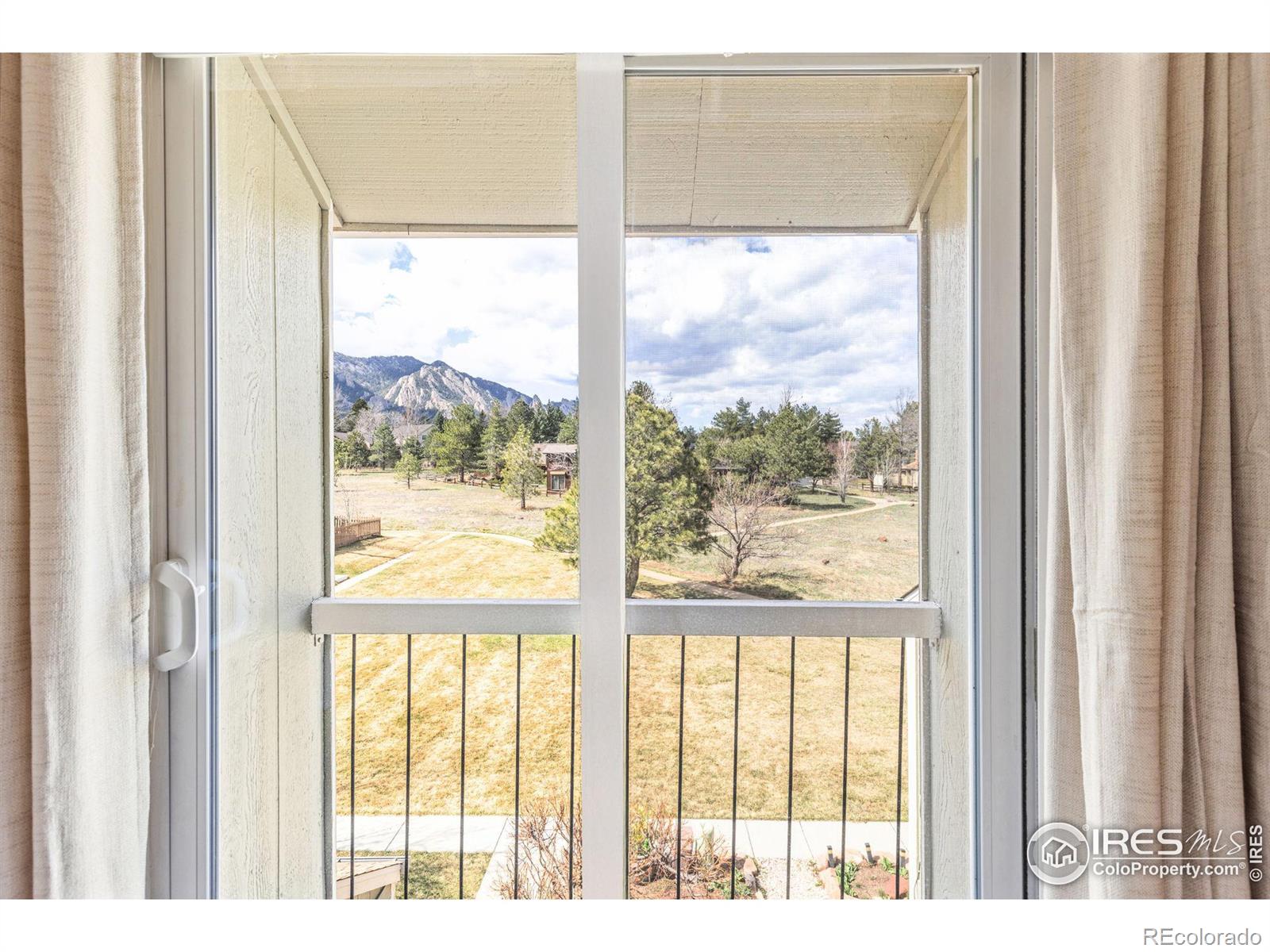 MLS Image #18 for 3187  redstone lane,boulder, Colorado