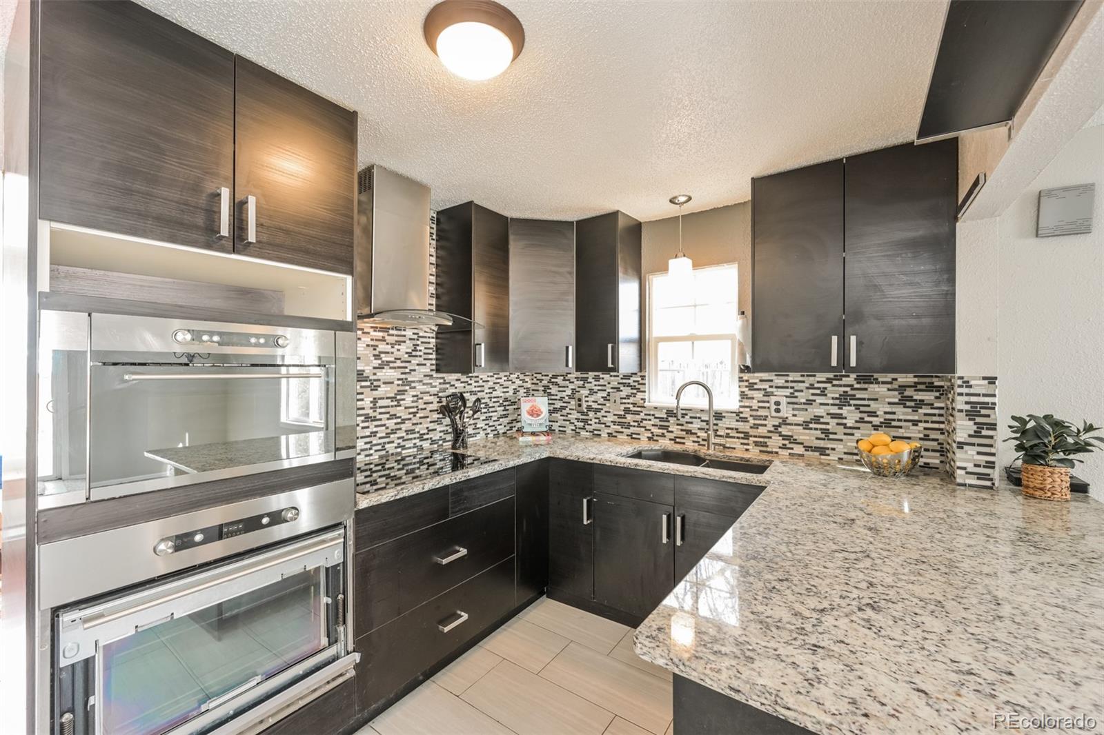 MLS Image #3 for 1125  newark street,aurora, Colorado