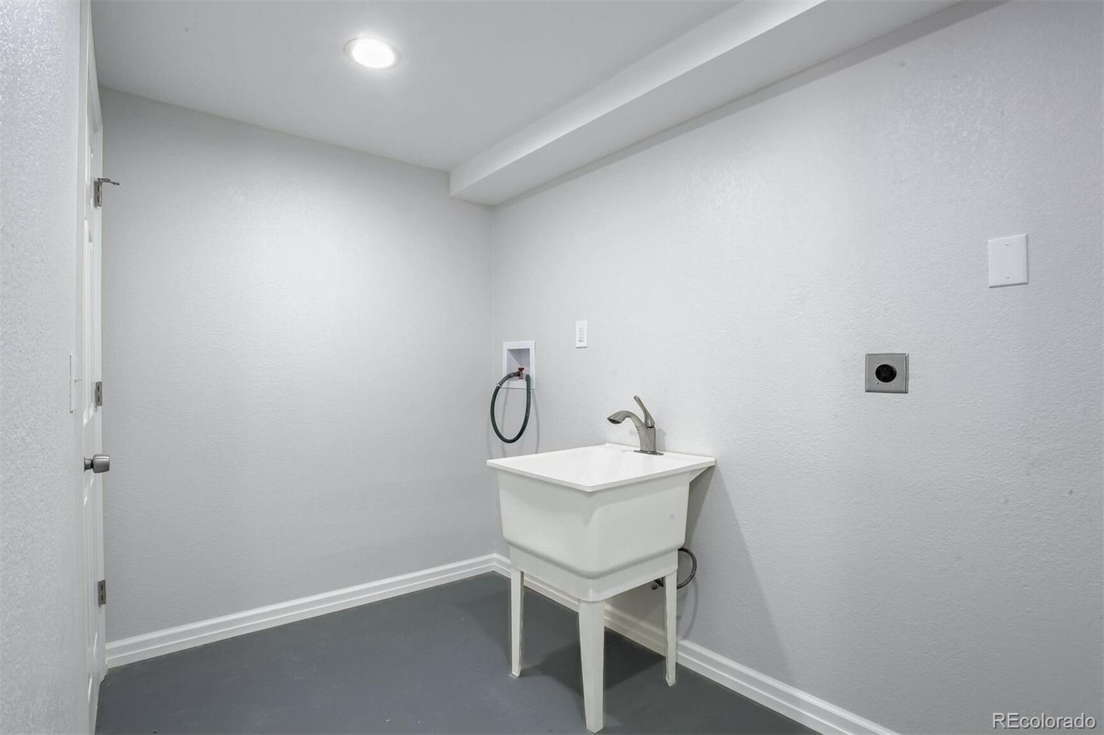 MLS Image #10 for 4720 e mexico avenue,denver, Colorado