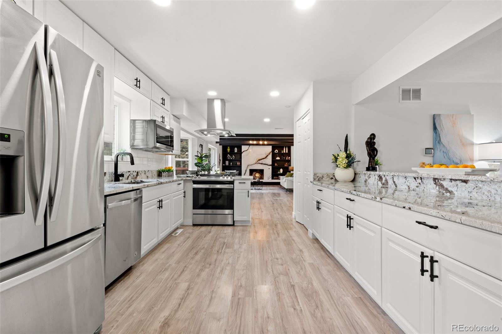 MLS Image #13 for 4102 w union avenue,denver, Colorado