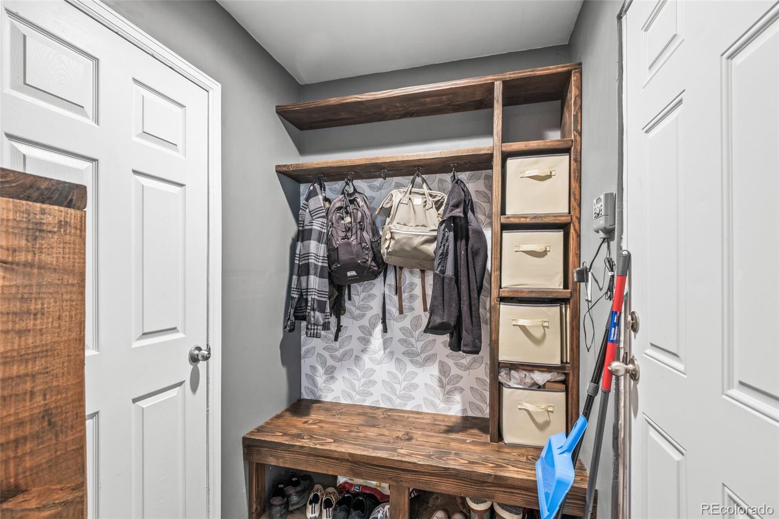 MLS Image #10 for 4512 s yank street,morrison, Colorado