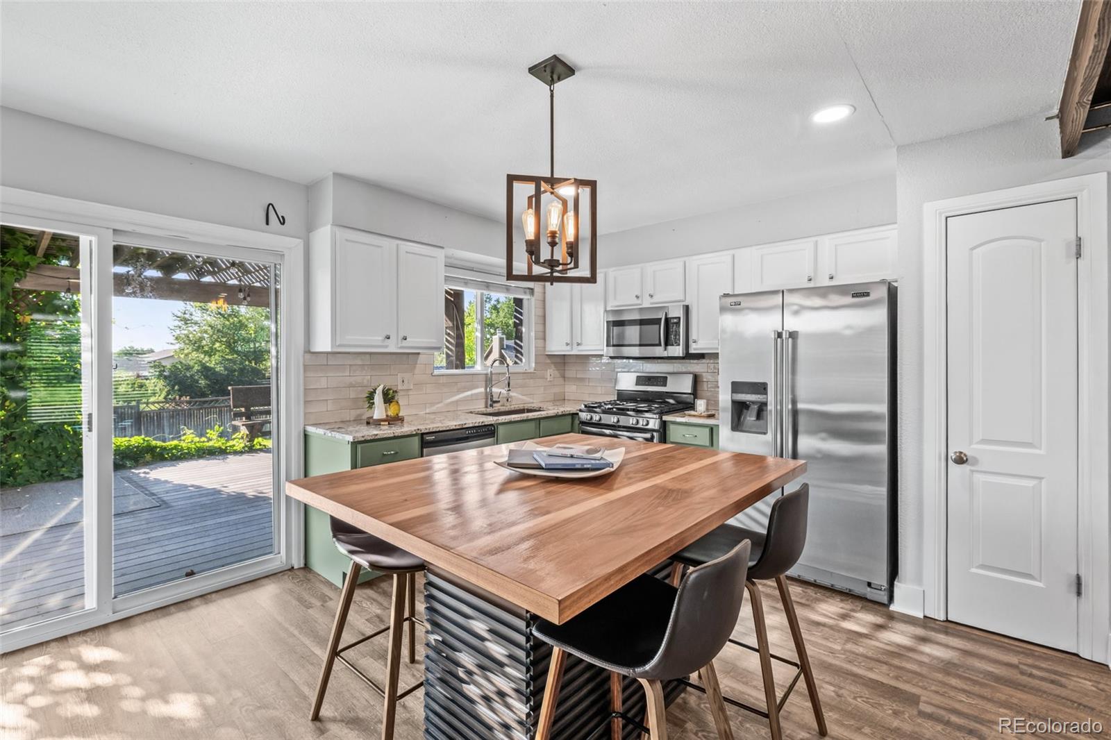 MLS Image #5 for 4512 s yank street,morrison, Colorado