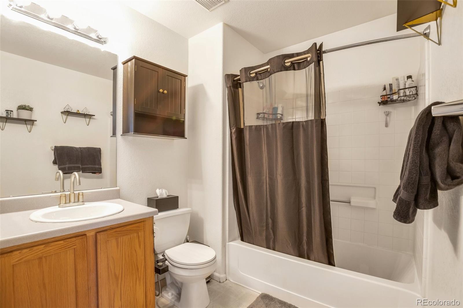 MLS Image #10 for 1030 e 78th place,denver, Colorado