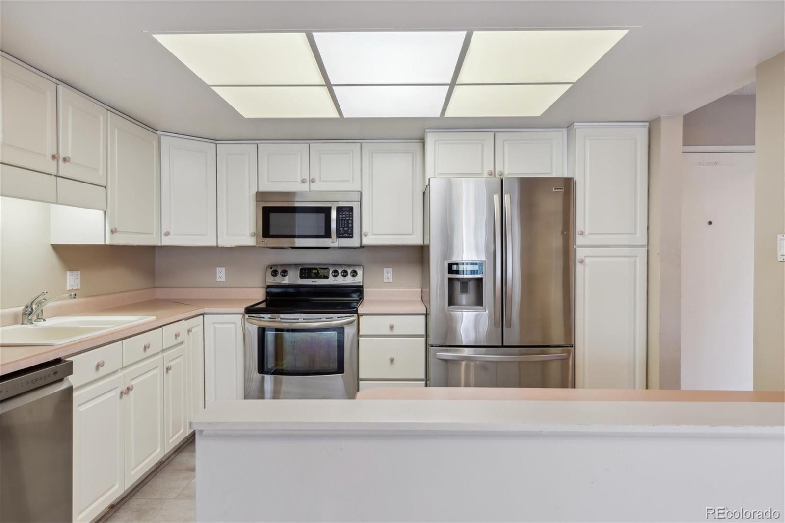 MLS Image #2 for 14091 e marina drive,aurora, Colorado