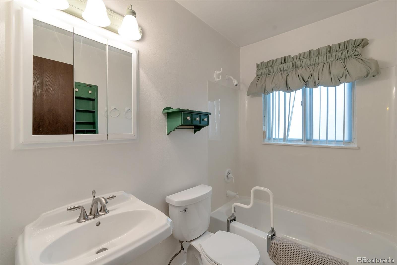 MLS Image #5 for 1882 s zinnia way,lakewood, Colorado