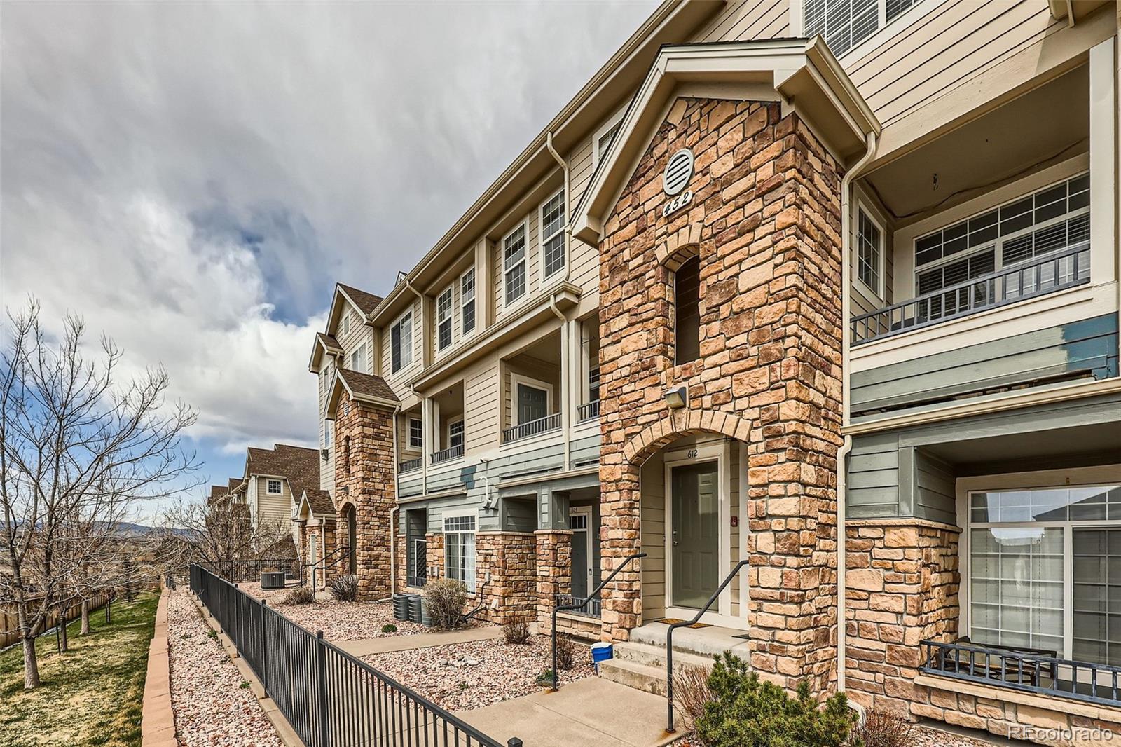 MLS Image #2 for 452  black feather loop,castle rock, Colorado