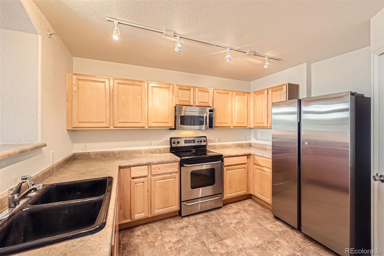 MLS Image #5 for 452  black feather loop,castle rock, Colorado