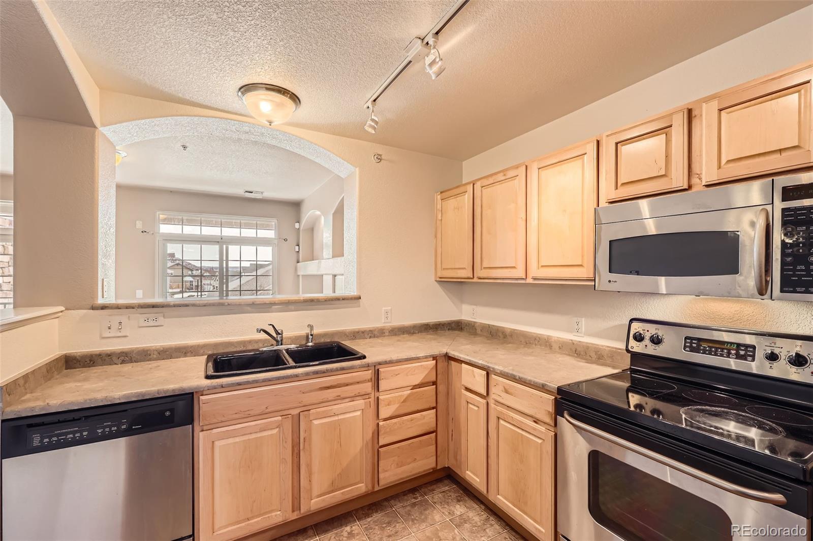MLS Image #6 for 452  black feather loop,castle rock, Colorado