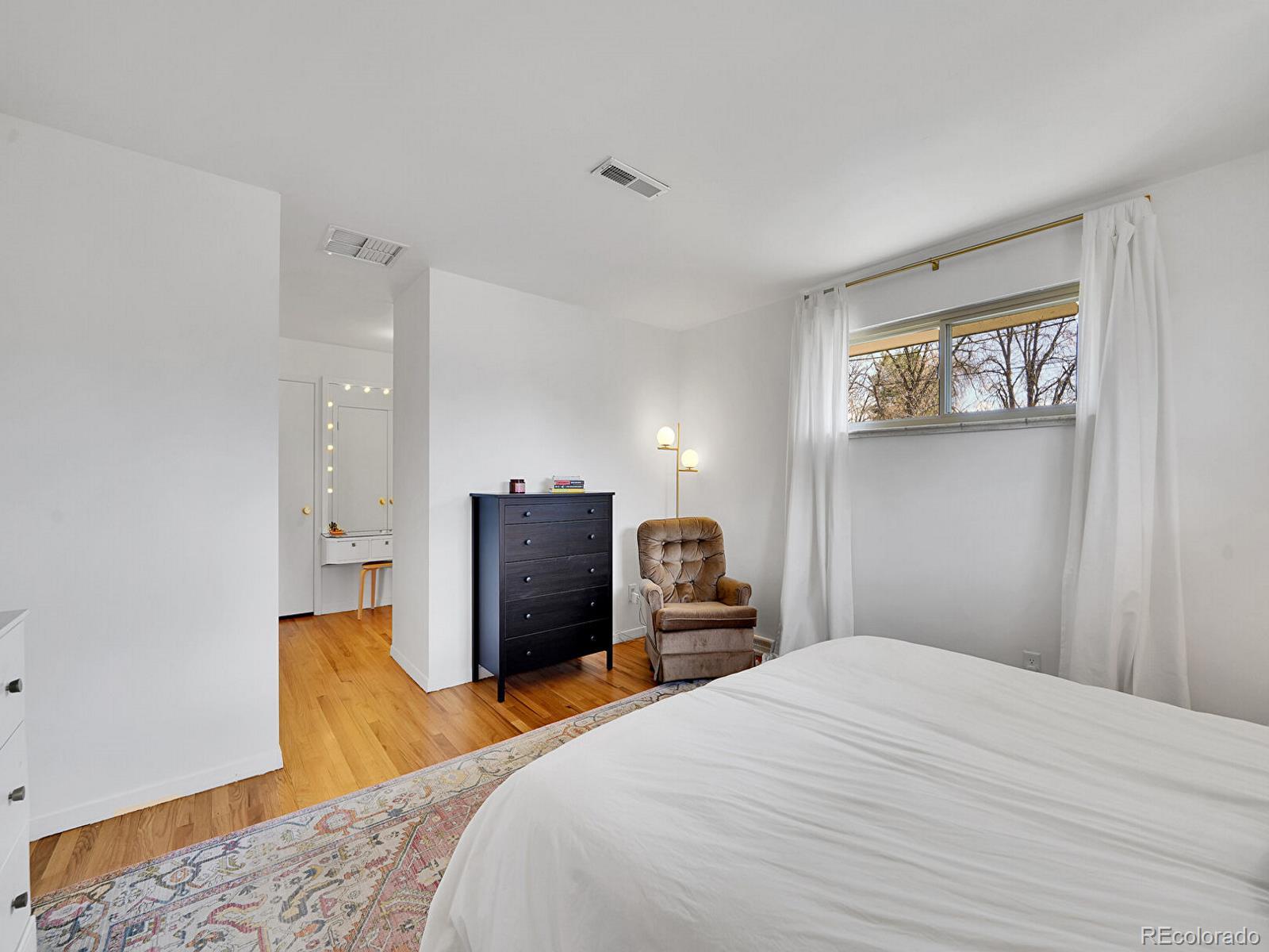 MLS Image #13 for 6880 s steele street,centennial, Colorado