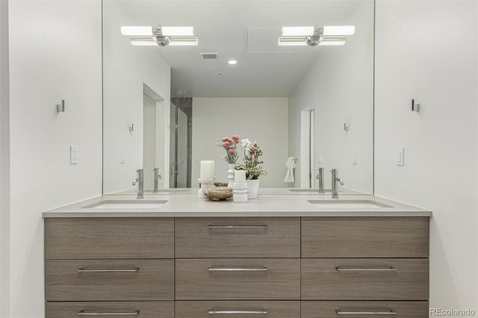 MLS Image #13 for 1401  delgany street,denver, Colorado