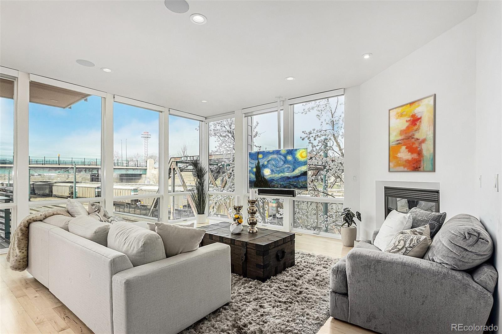 MLS Image #2 for 1401  delgany street,denver, Colorado