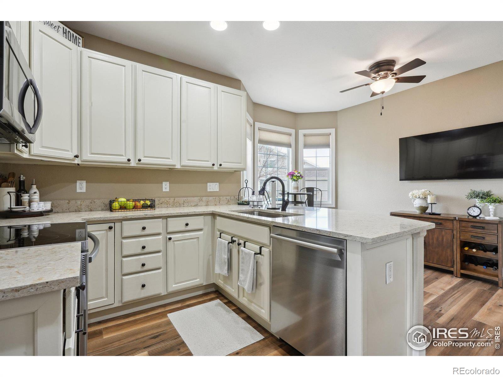 MLS Image #7 for 13731  stone circle,broomfield, Colorado