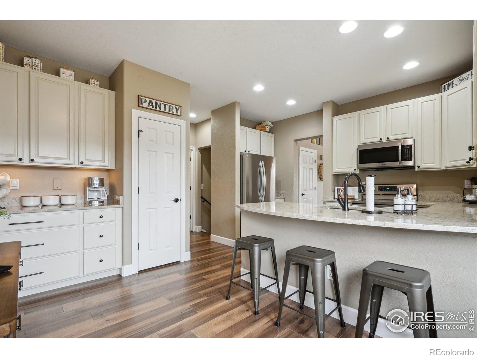MLS Image #9 for 13731  stone circle,broomfield, Colorado