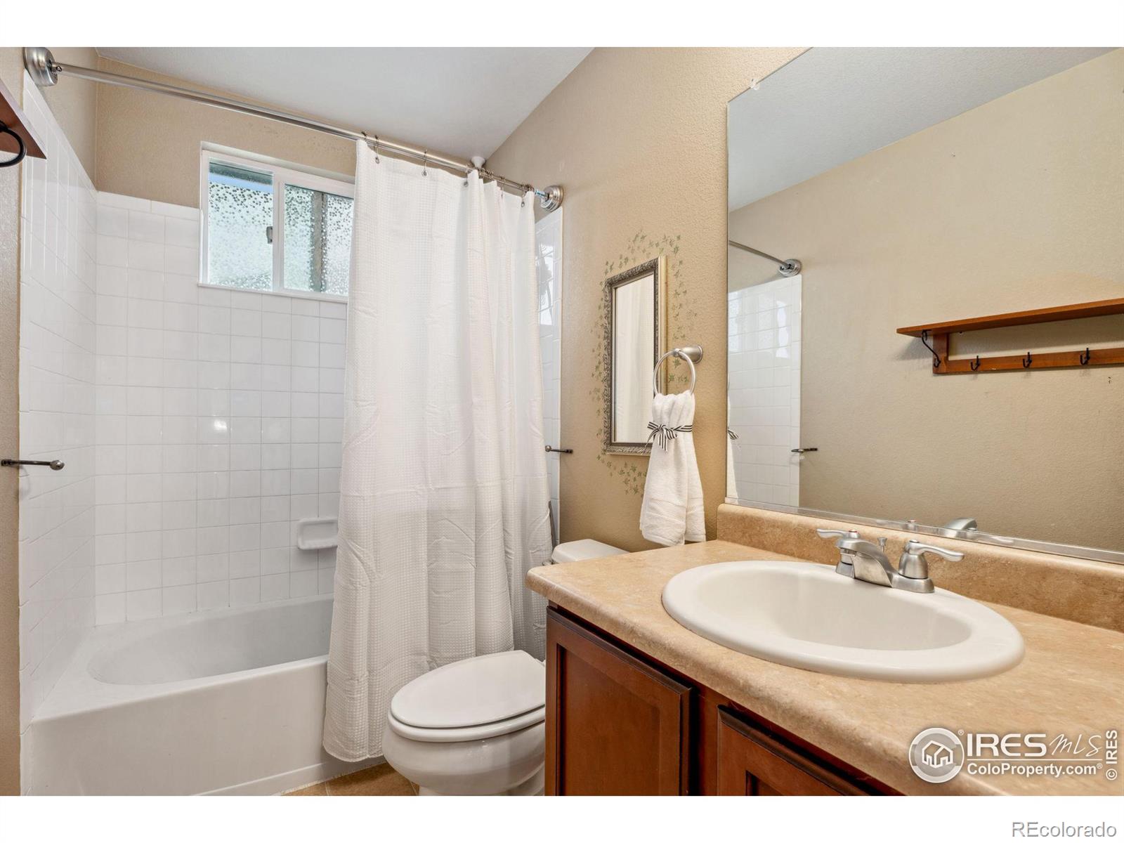 MLS Image #13 for 605  wycombe court,windsor, Colorado