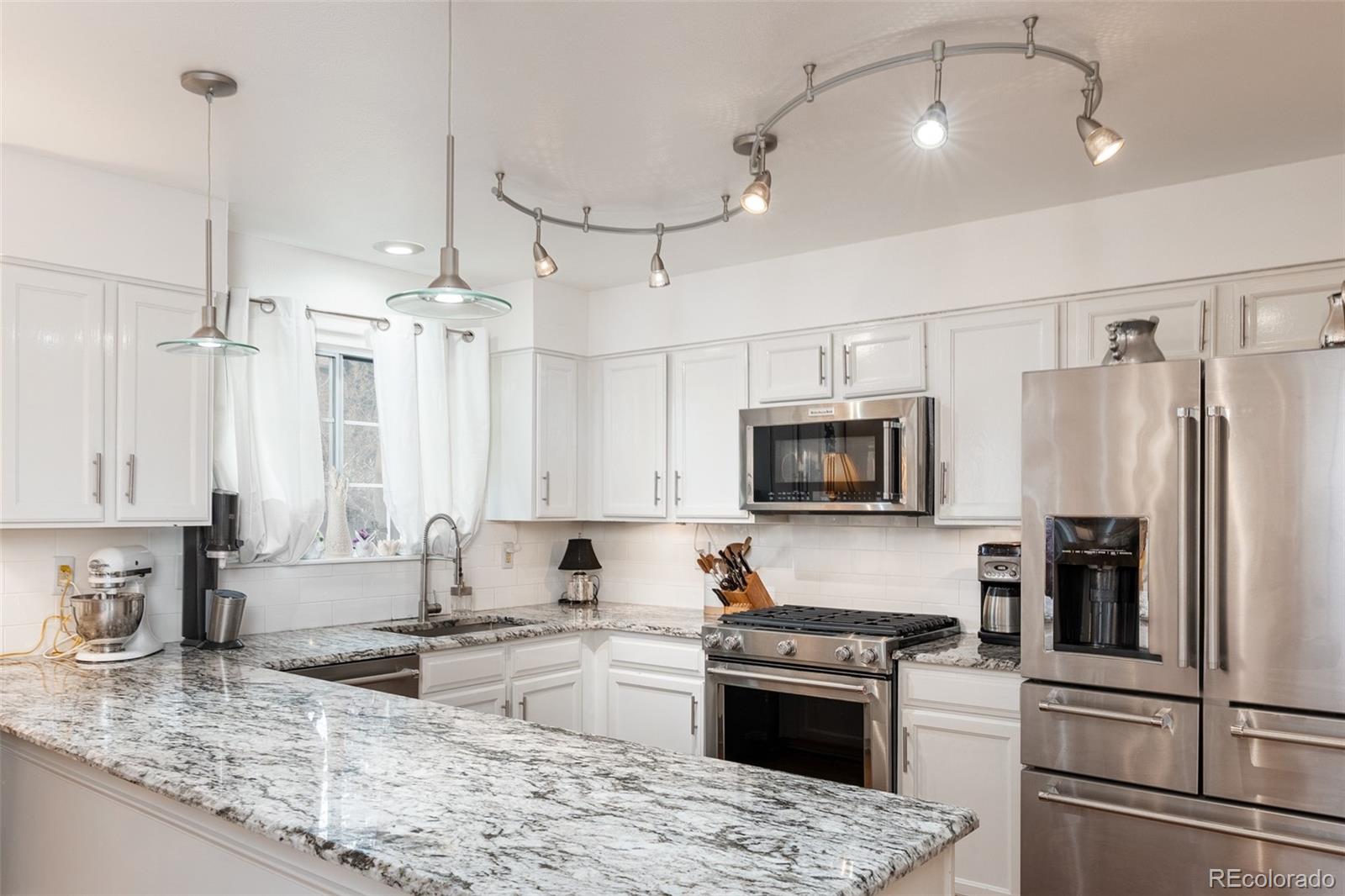 MLS Image #3 for 7189 s kline street,littleton, Colorado