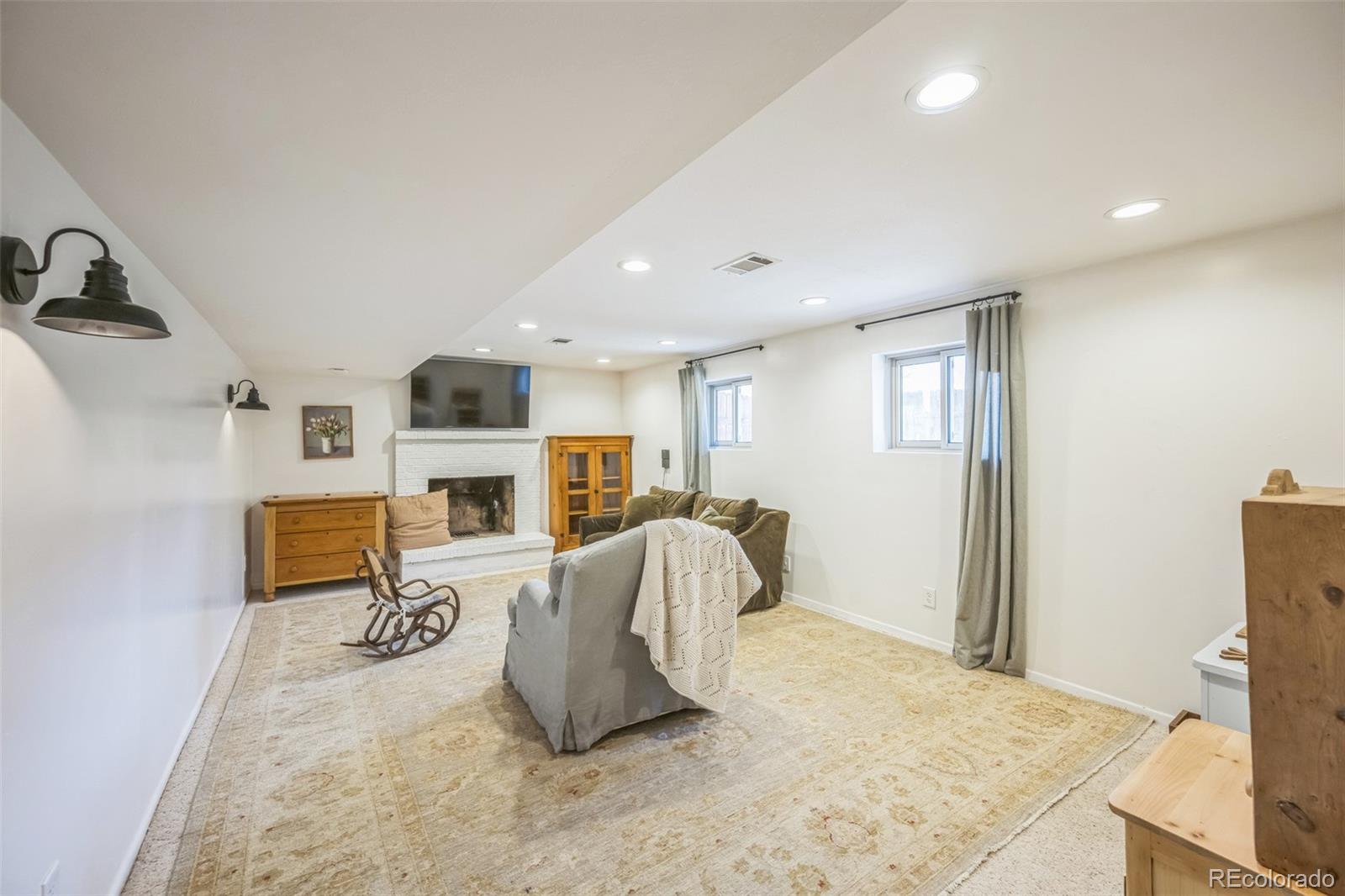 MLS Image #14 for 4447 e lake circle,centennial, Colorado