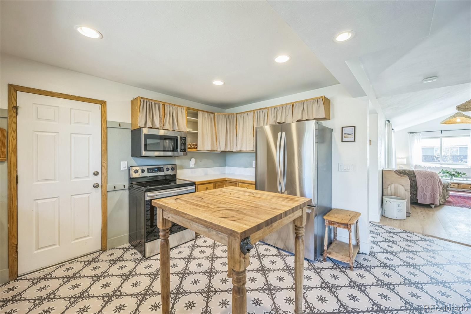 MLS Image #19 for 4447 e lake circle,centennial, Colorado