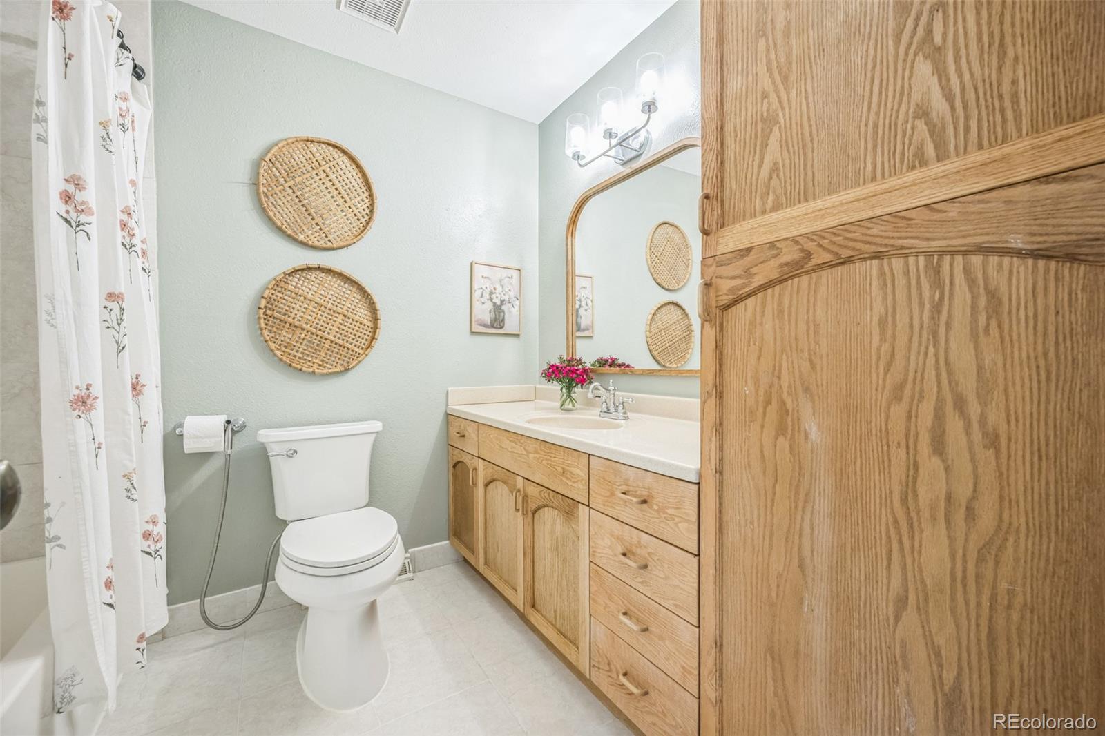 MLS Image #27 for 4447 e lake circle,centennial, Colorado