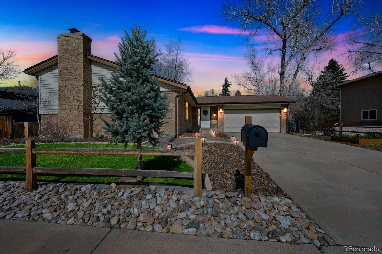 MLS Image #4 for 4447 e lake circle,centennial, Colorado
