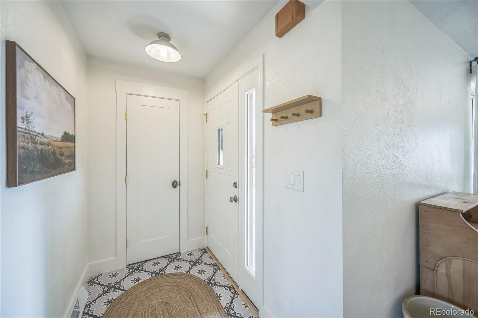 MLS Image #7 for 4447 e lake circle,centennial, Colorado