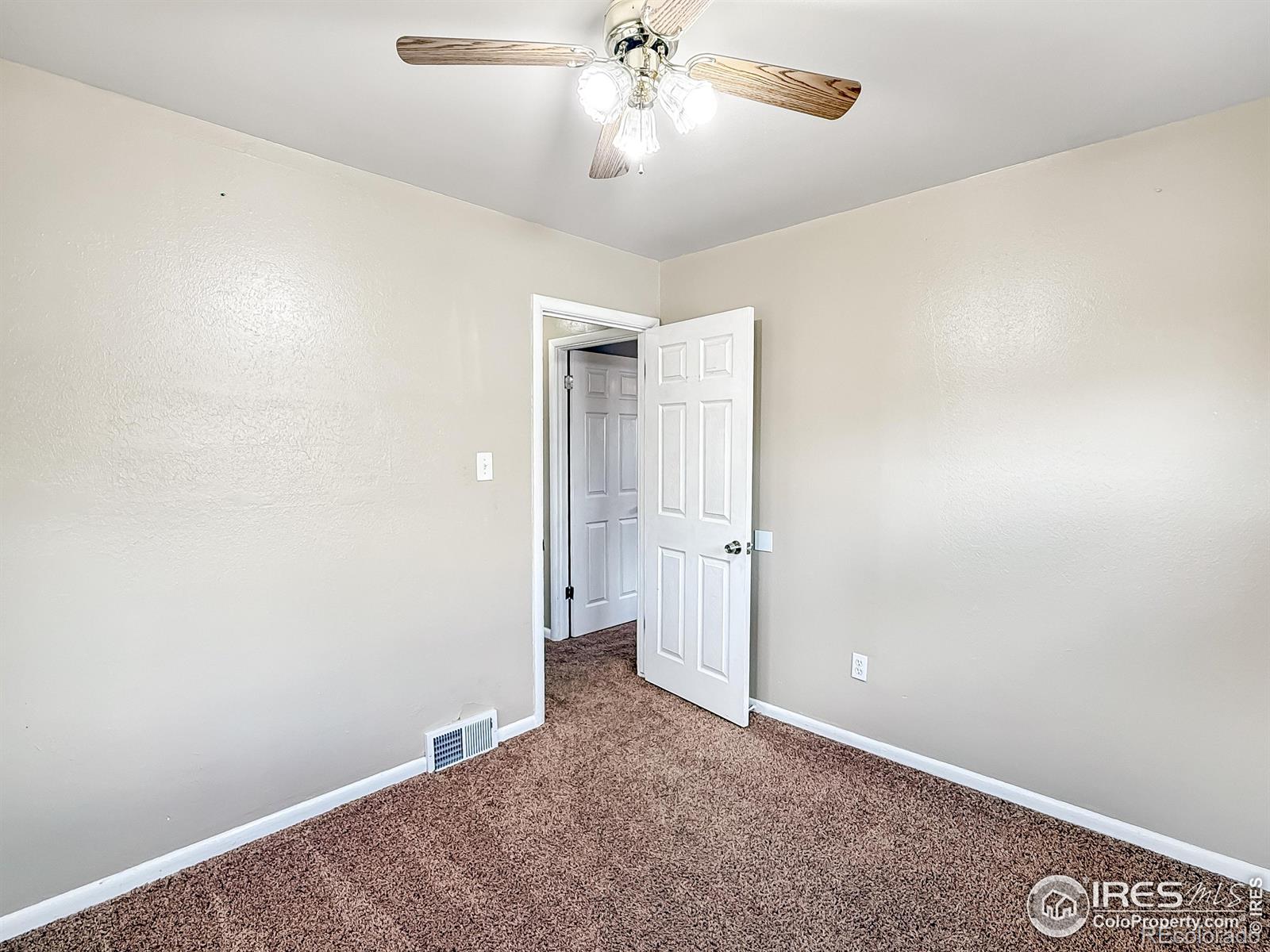 MLS Image #11 for 153  cortez street,sterling, Colorado