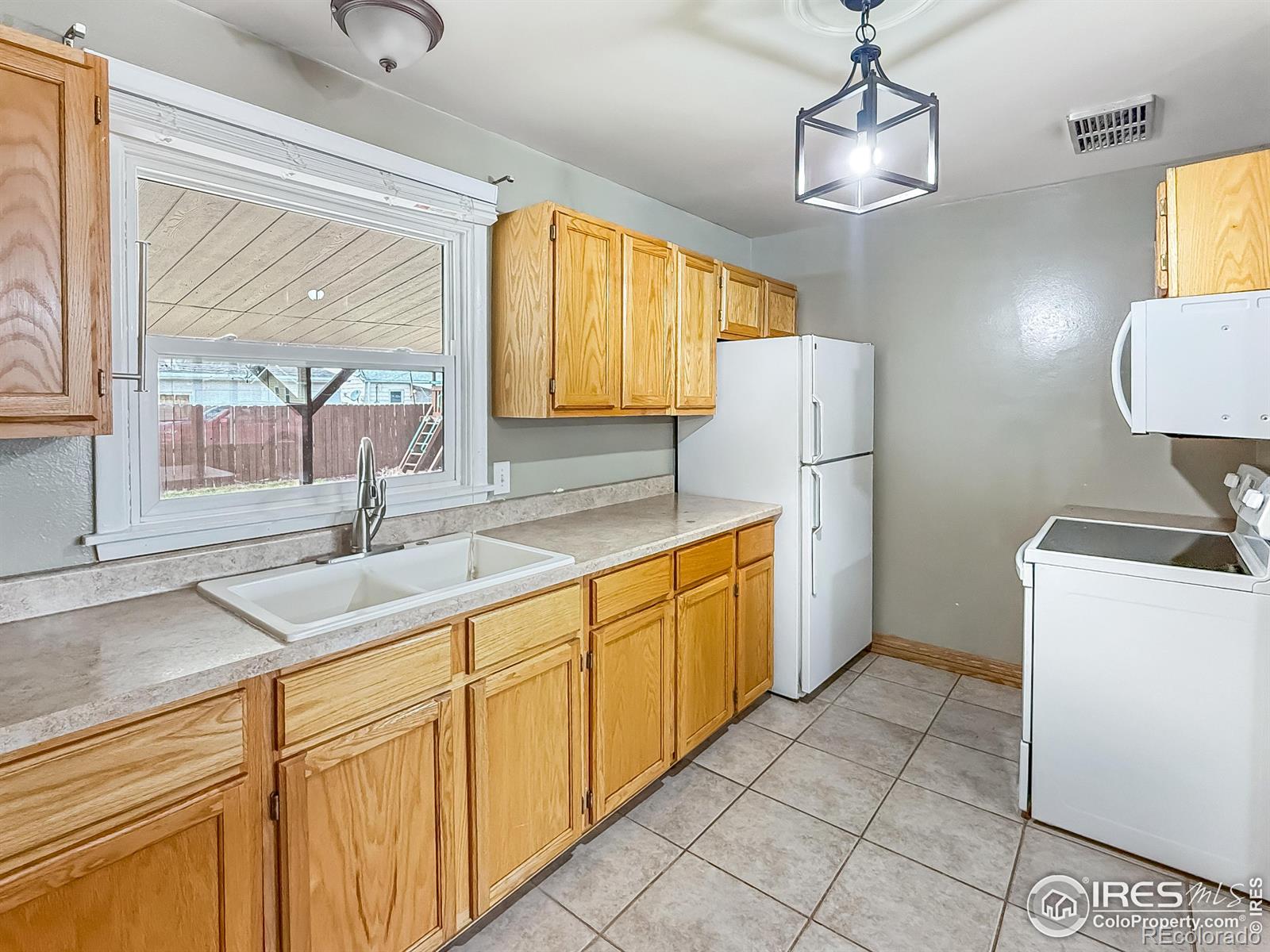 MLS Image #6 for 153  cortez street,sterling, Colorado