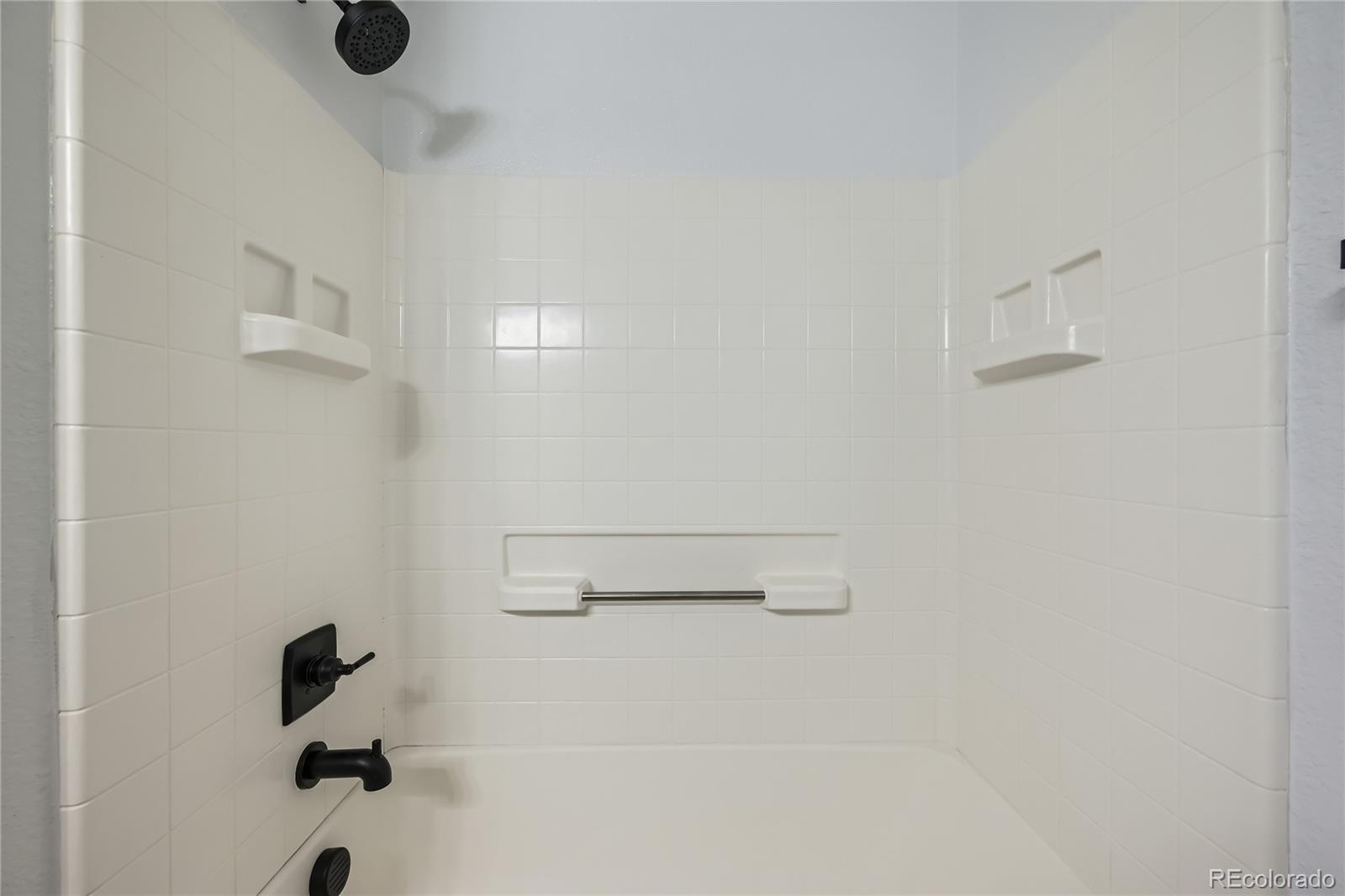 MLS Image #13 for 19046 e 57th place,denver, Colorado