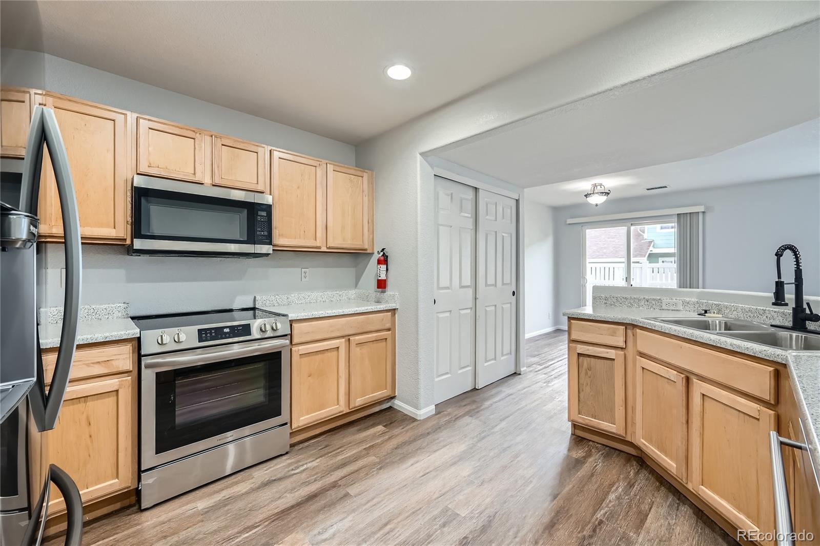 MLS Image #4 for 19046 e 57th place,denver, Colorado