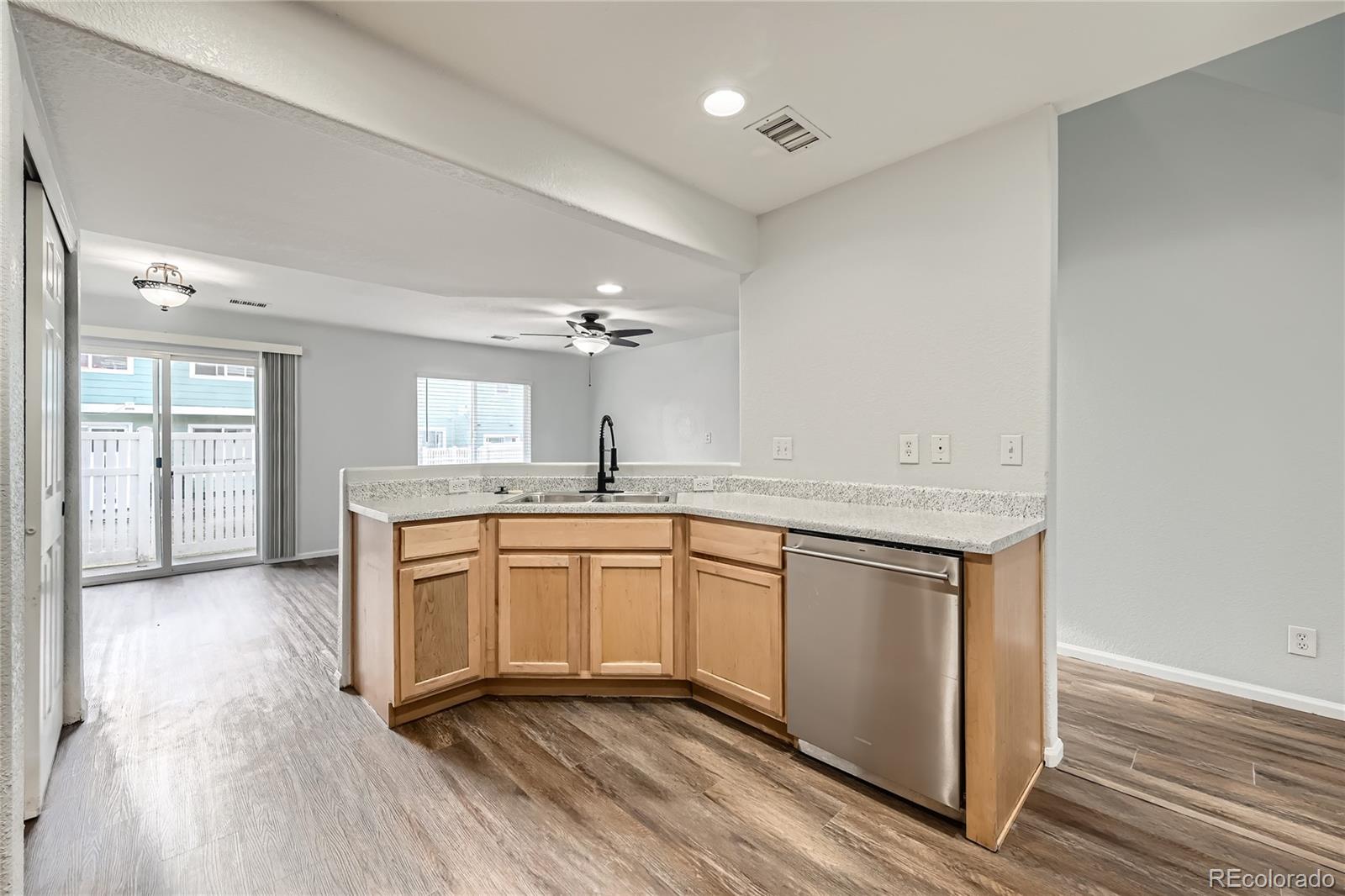 MLS Image #6 for 19046 e 57th place,denver, Colorado