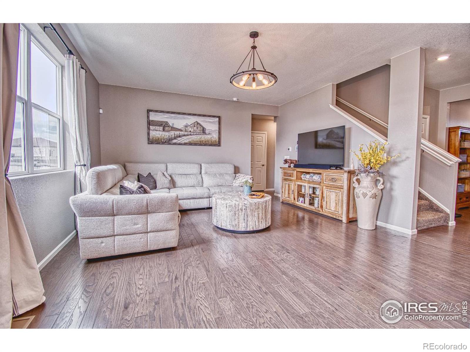MLS Image #11 for 1401  vantage parkway,berthoud, Colorado