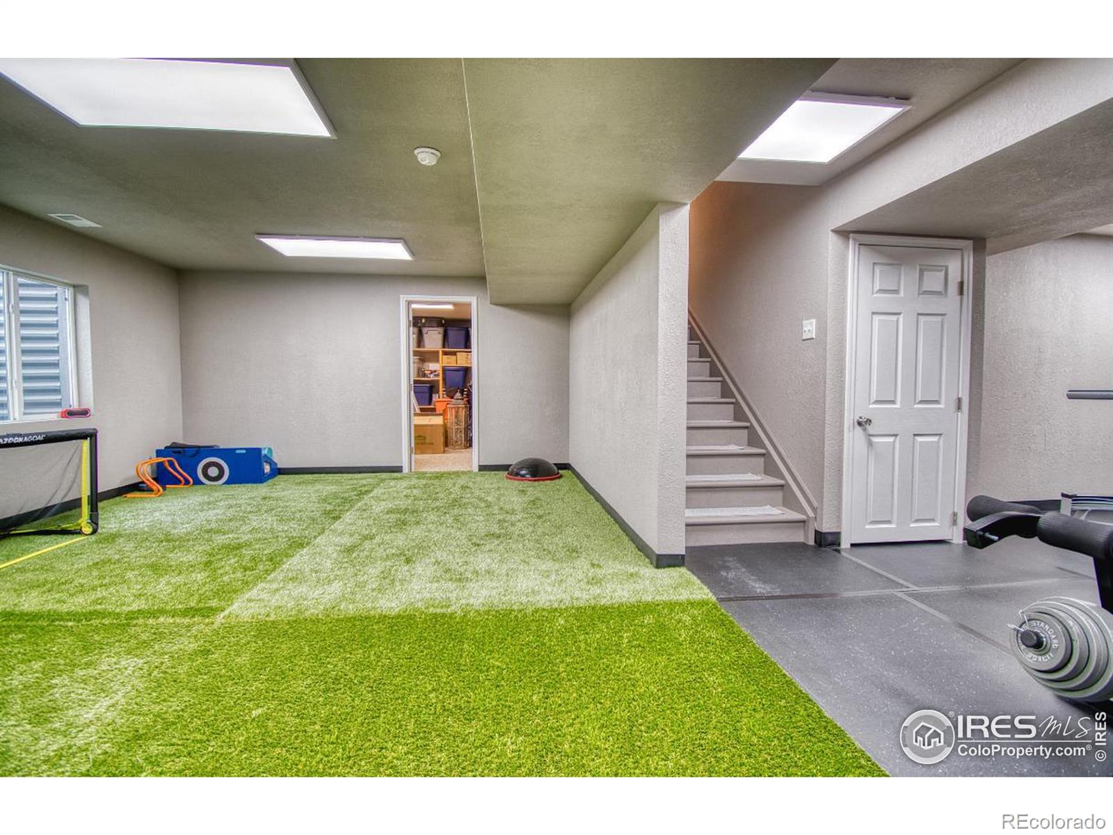 MLS Image #14 for 1401  vantage parkway,berthoud, Colorado