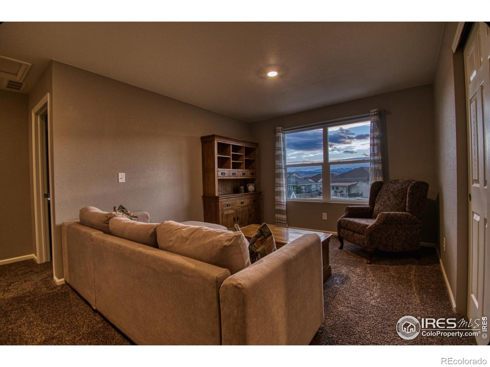 MLS Image #20 for 1401  vantage parkway,berthoud, Colorado