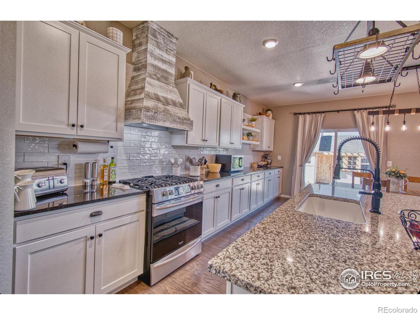 MLS Image #4 for 1401  vantage parkway,berthoud, Colorado