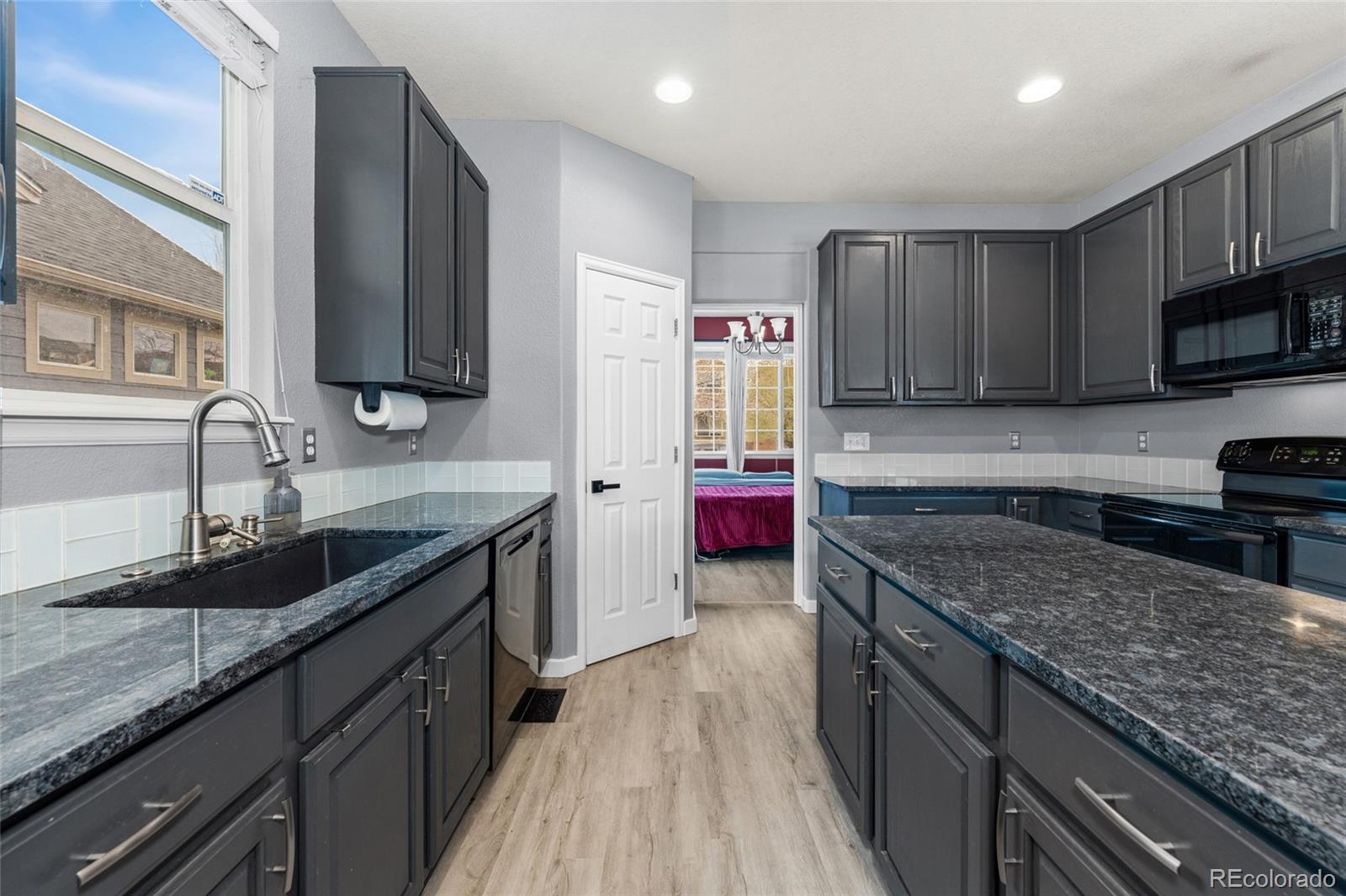 MLS Image #15 for 11022  newark street,commerce city, Colorado