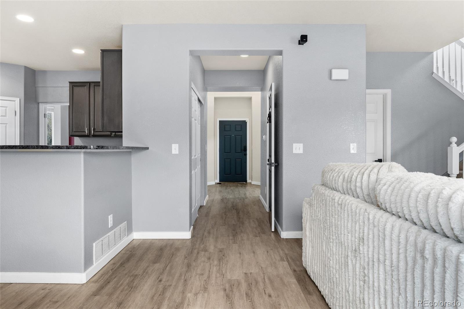 MLS Image #5 for 11022  newark street,commerce city, Colorado