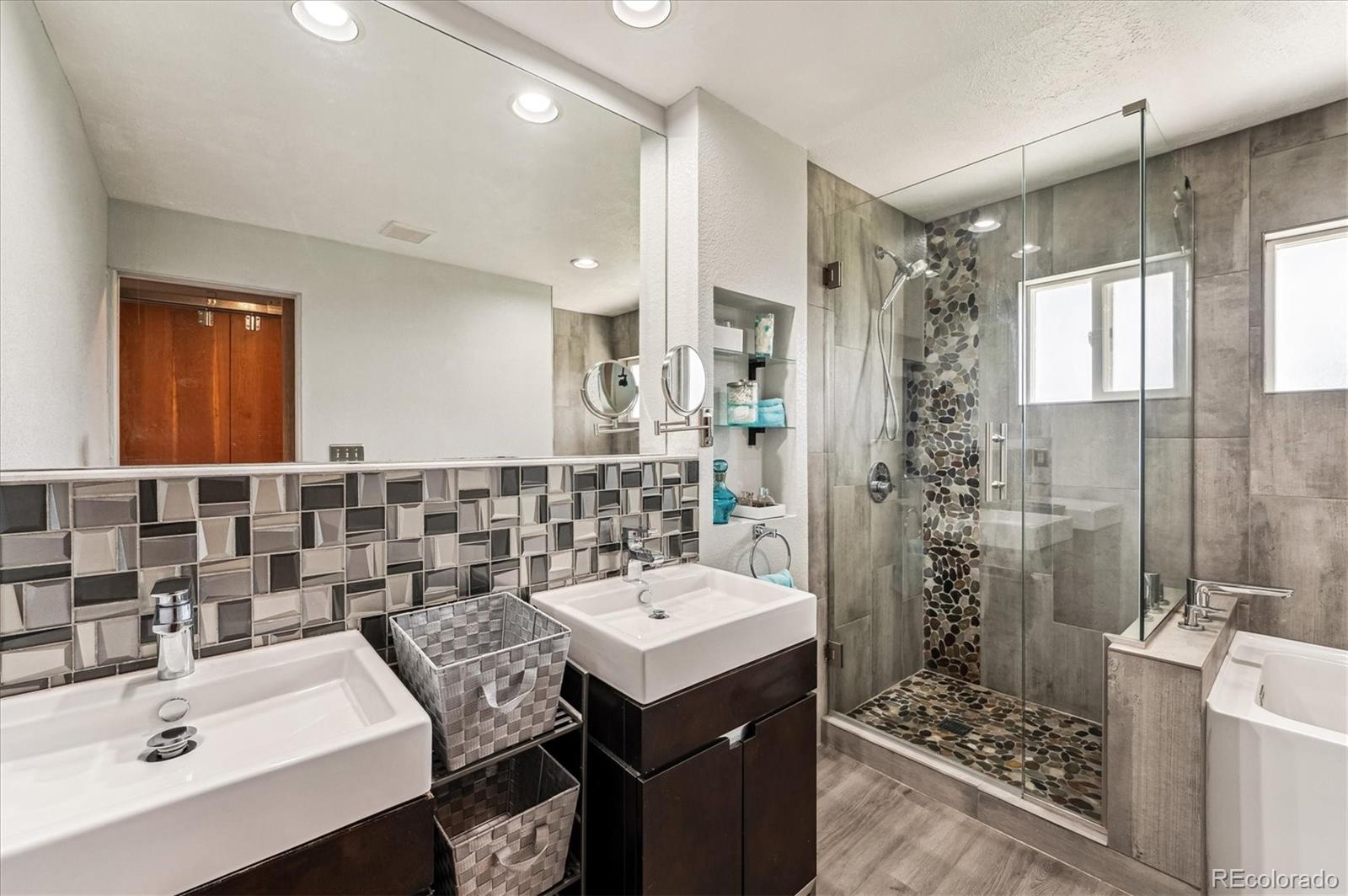 MLS Image #16 for 7642 s ames way,littleton, Colorado